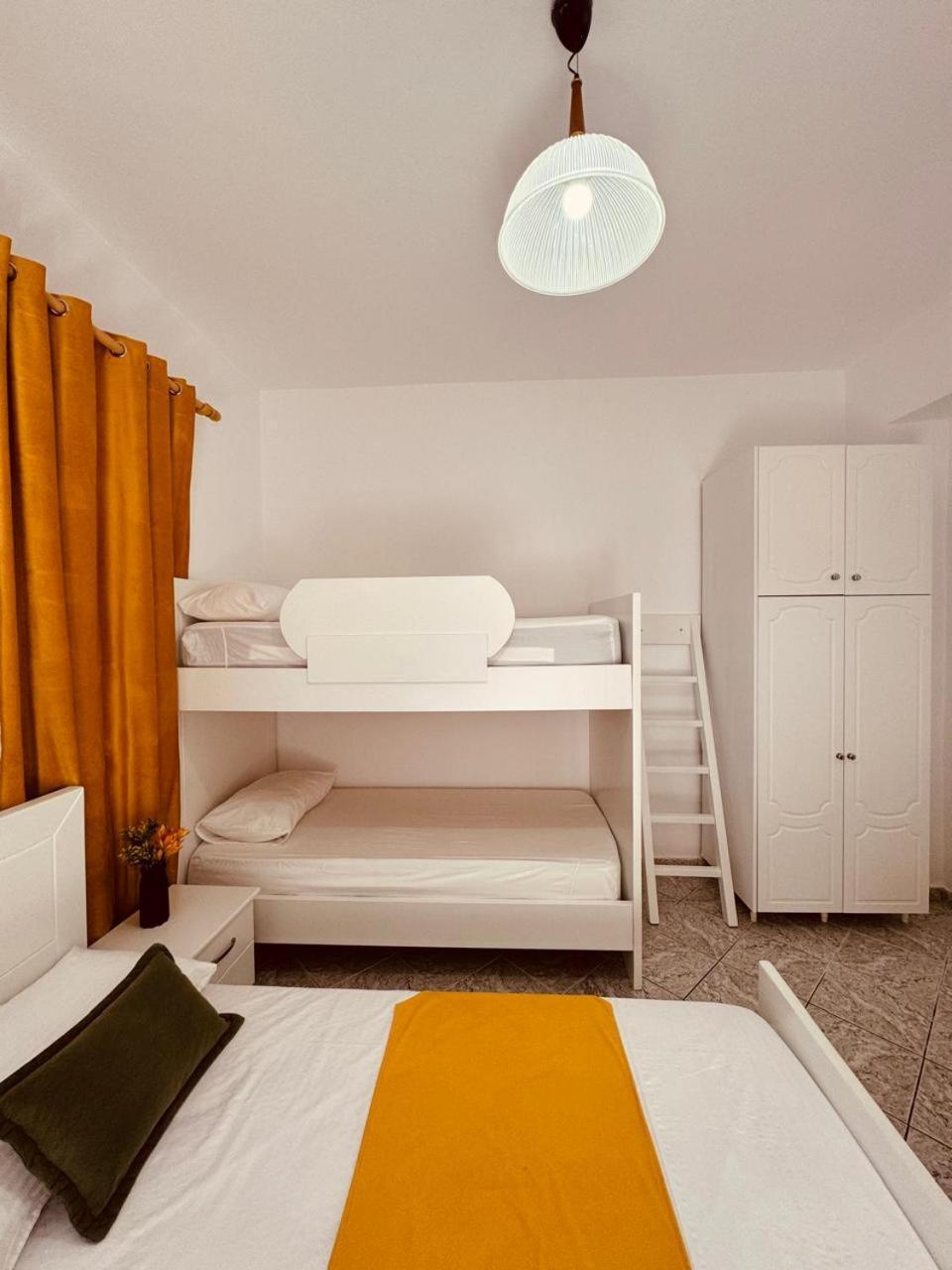 Orfeu Apartments クサミル エクステリア 写真