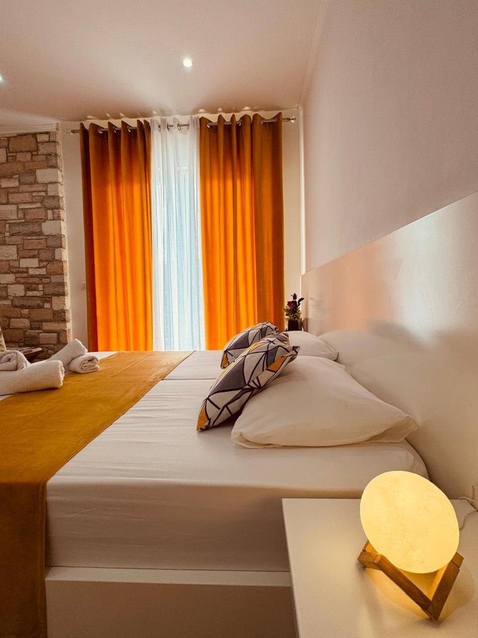 Orfeu Apartments クサミル エクステリア 写真
