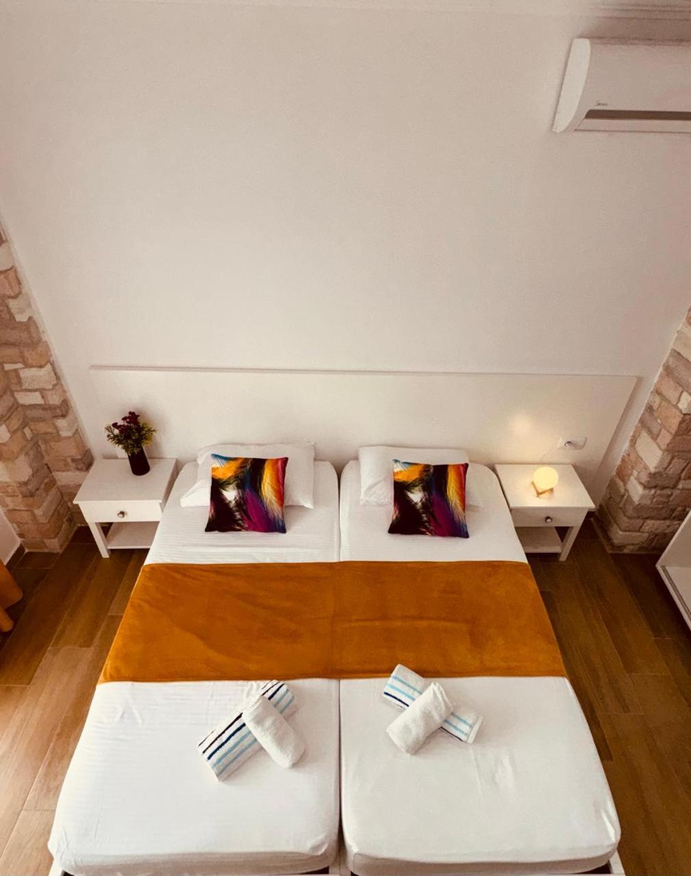 Orfeu Apartments クサミル エクステリア 写真